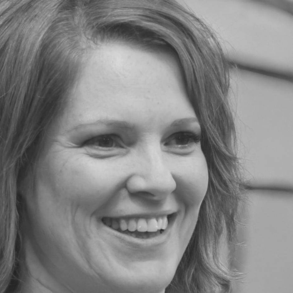 Elena Rodriguez, Financial Coach